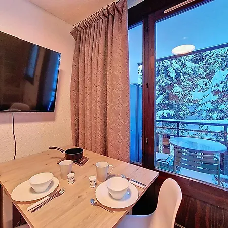 Moderne 17 M² - Balcon - 2 Pers - Wifi Gratuit - Fr-1-344-1122 *